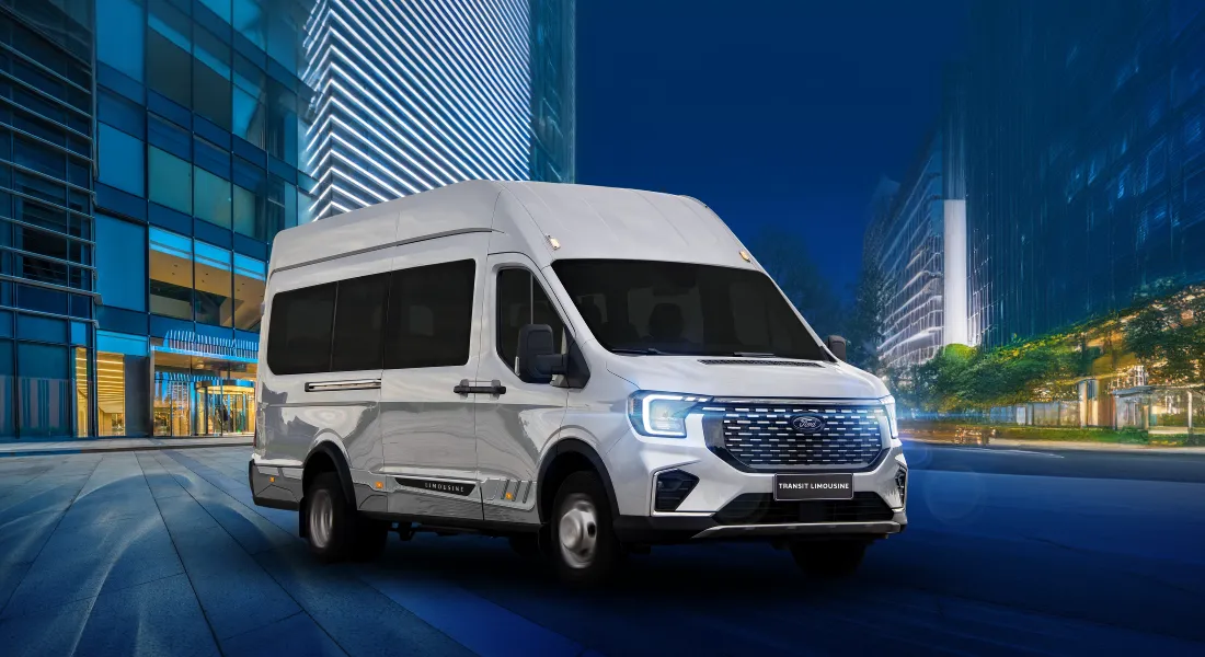 Ford Transit Premium 16 Chỗ