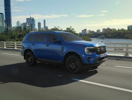 Hệ Thống Duy Trì Làn Đường Và Cảnh Báo Lệch Làn