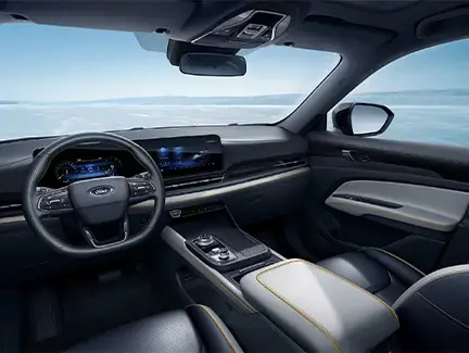 Nội thất rộng rãi và sang trọng